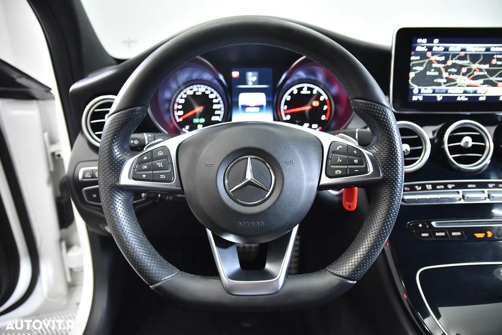 Mercedes-Benz C 400 4MATIC 9G-TRONIC AMG Line - 16