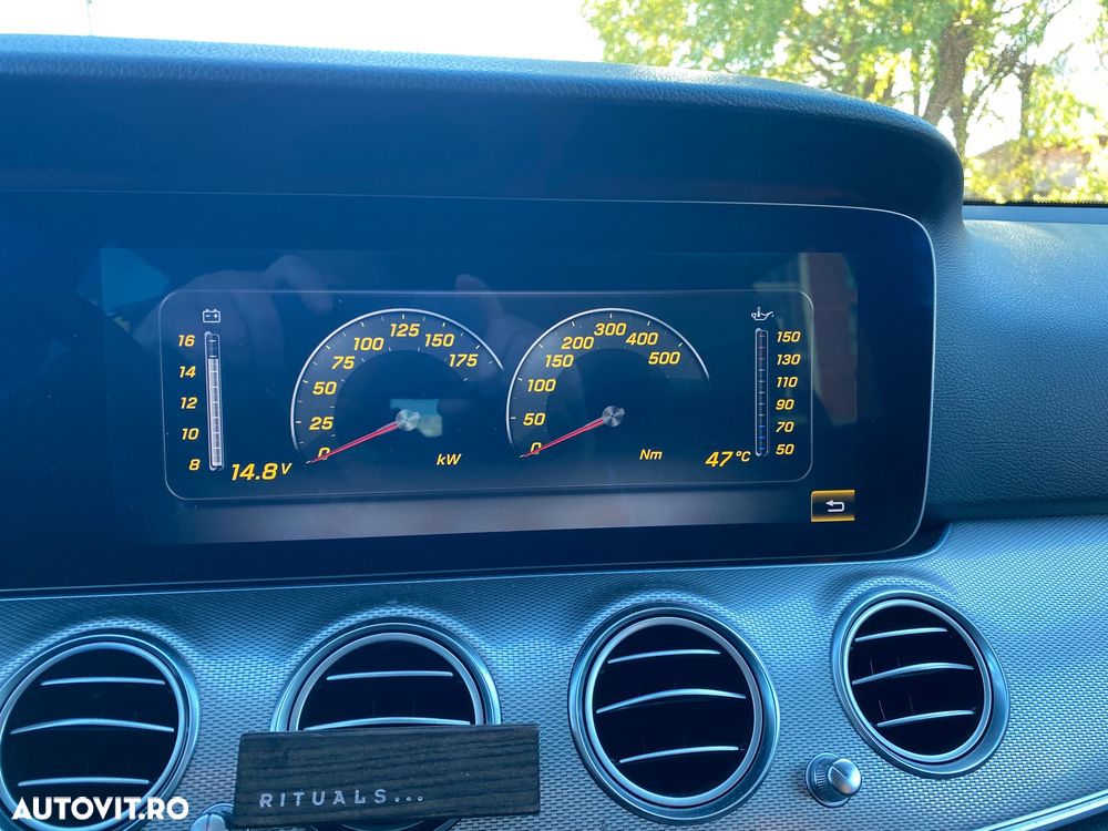 Mercedes-Benz E 220 d T 9G-TRONIC AMG Line - 15