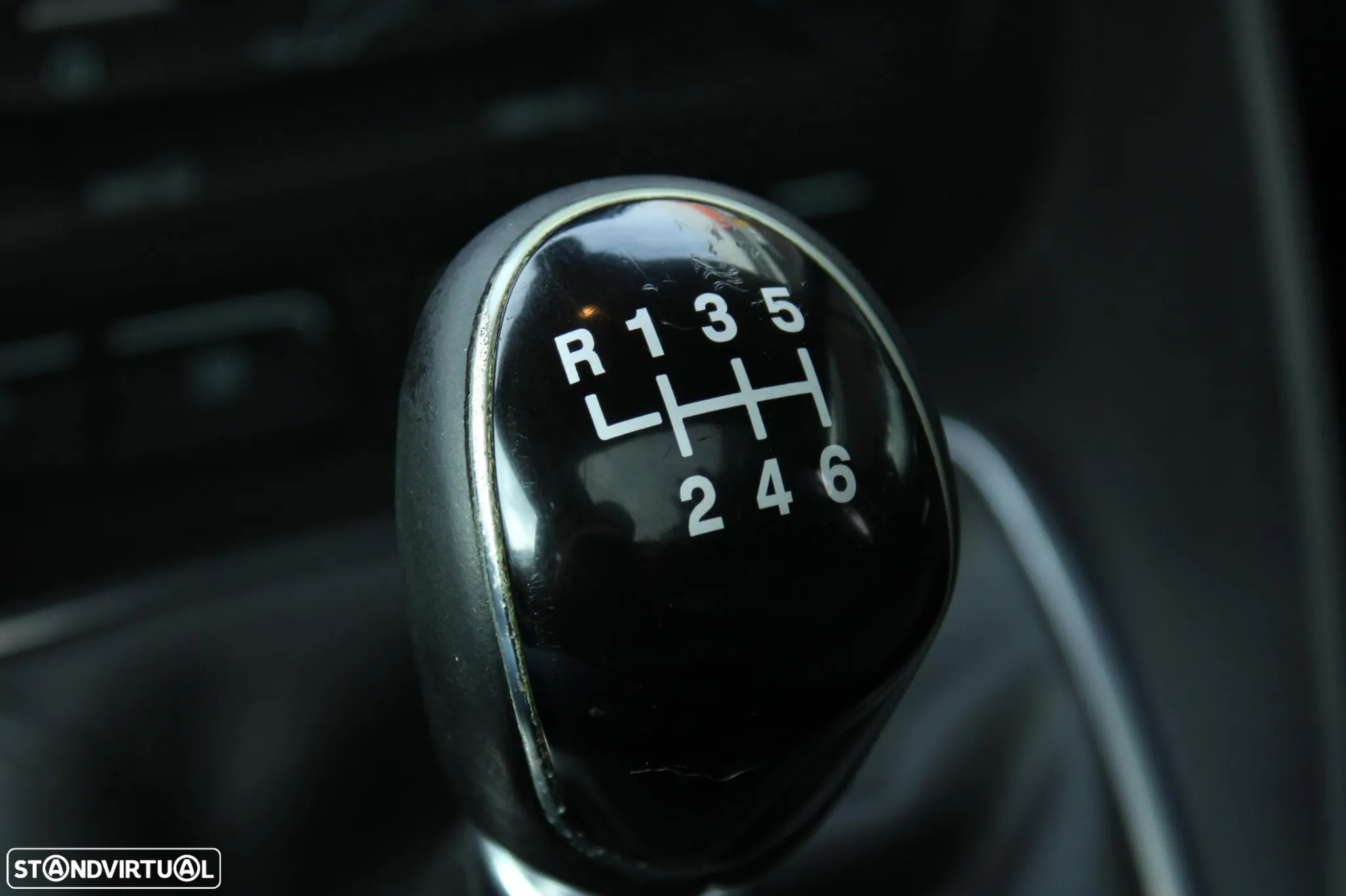 Ford Tourneo Connect Grand 1.5 TDCi Titanium - 34