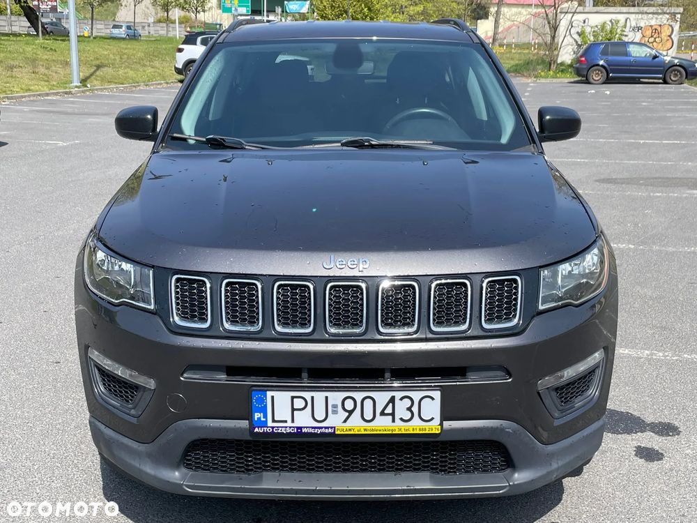 Jeep Compass - 1