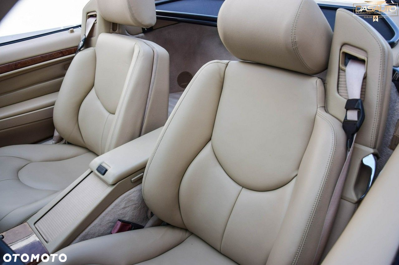 Mercedes-Benz SL - 24