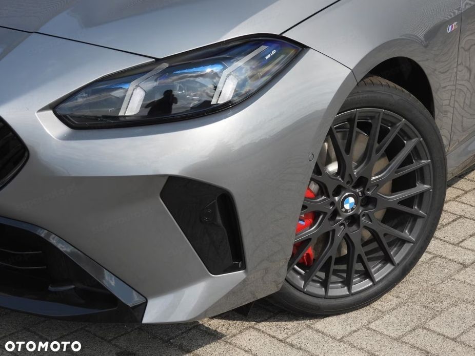 BMW Seria 1 120 mHEV - 9