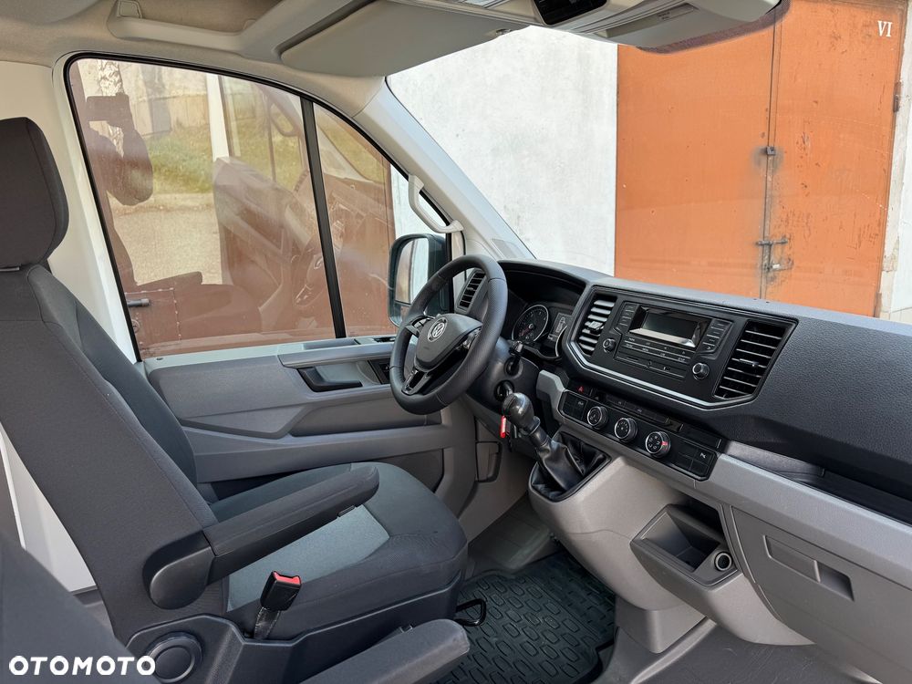 Volkswagen Crafter - 11