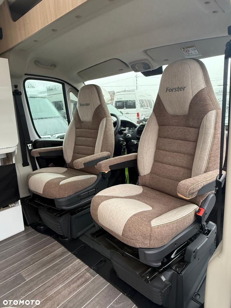 Eura Mobil Forster 541 Youngsrer L2H2 Dla 2 osób Nowy FV23% - 34
