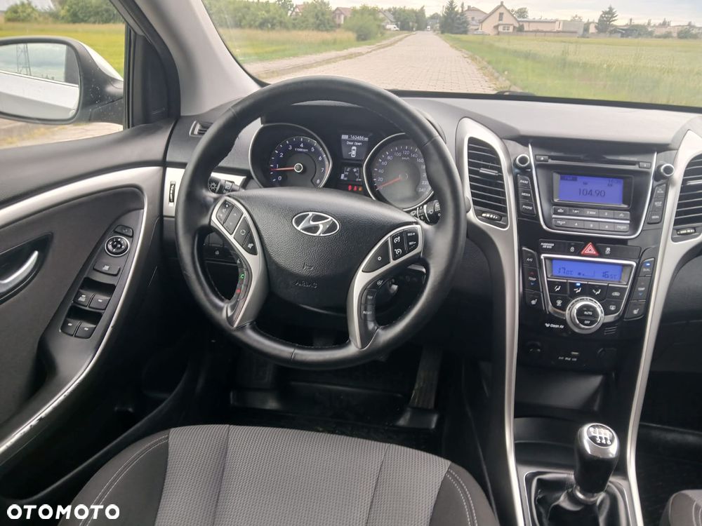 Hyundai i30 1.6 Comfort - 22