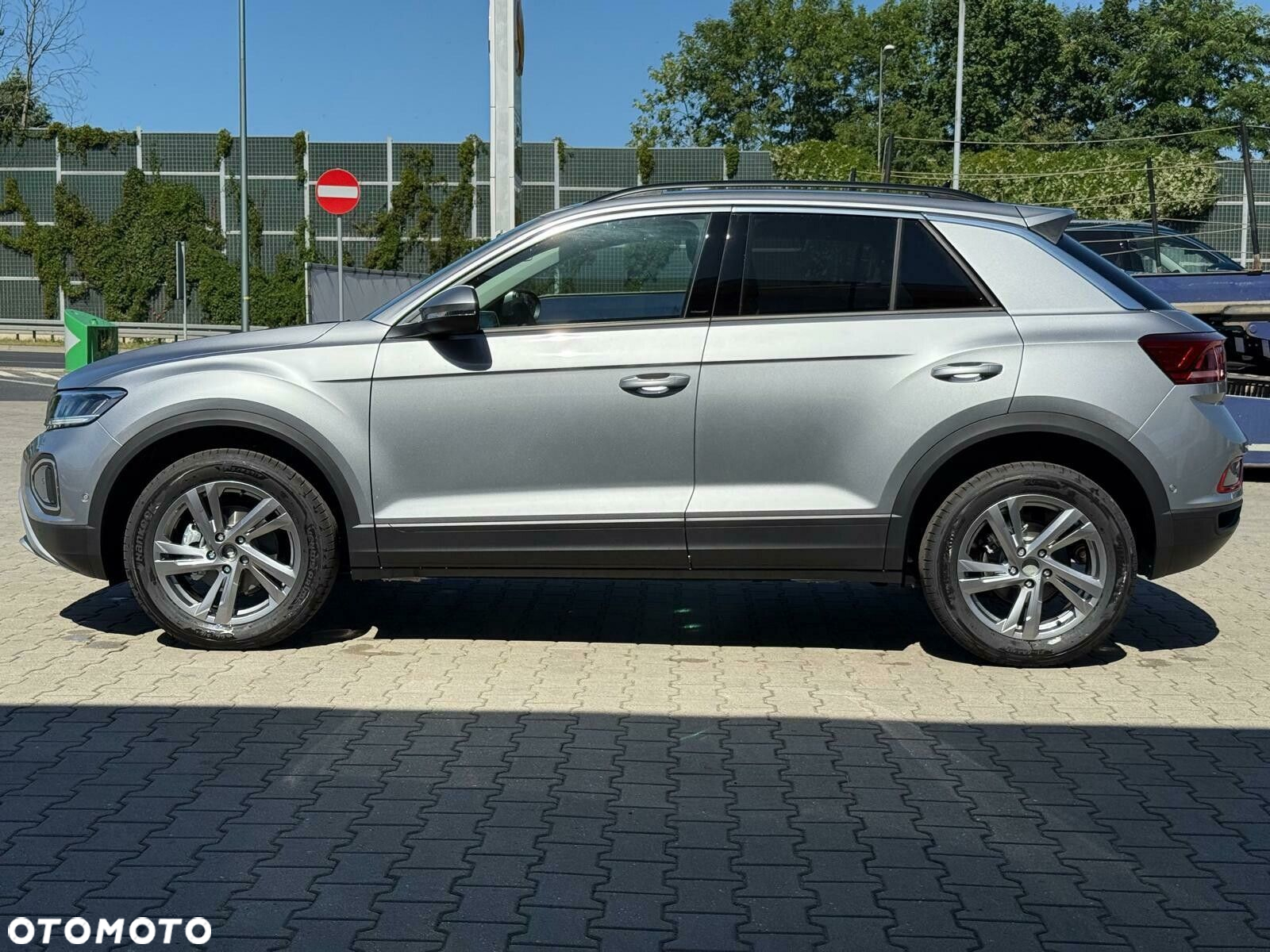 Volkswagen T-Roc - 5
