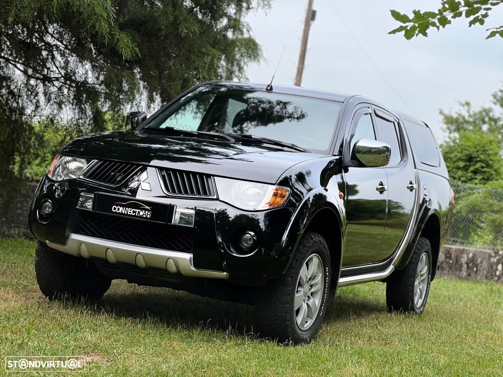 Mitsubishi L200 Pick Up 4x4 Intense Cabine Dupla - 33