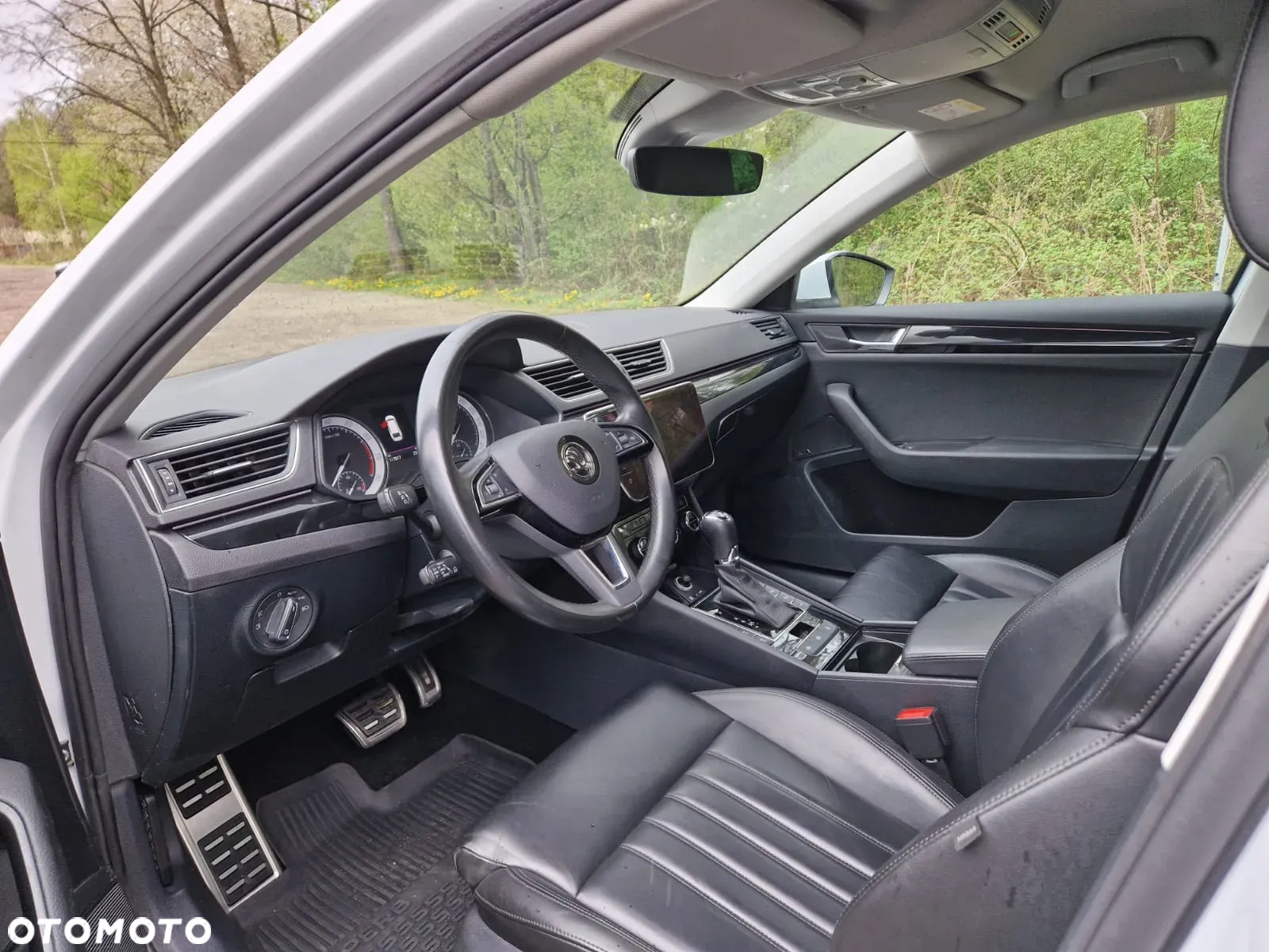 Skoda Superb 2.0 TSI DSG L&K - 12