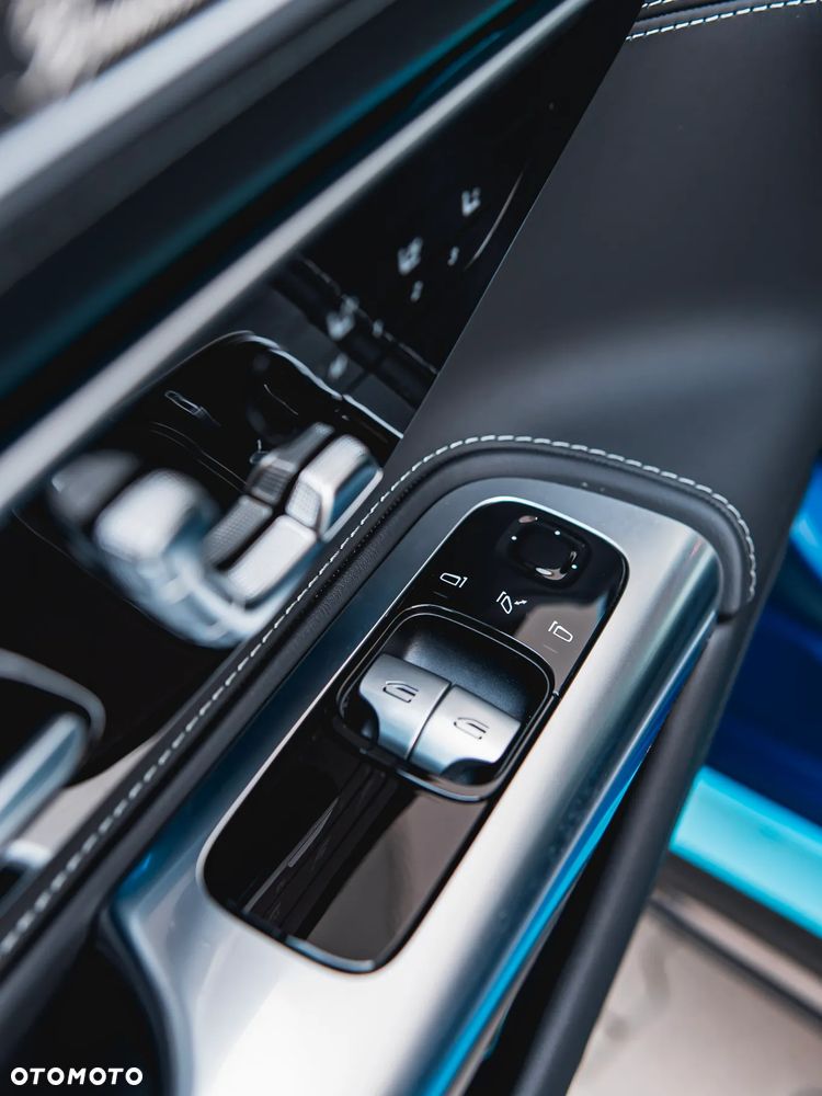 Mercedes-Benz AMG GT 63 4Matic+ - 31