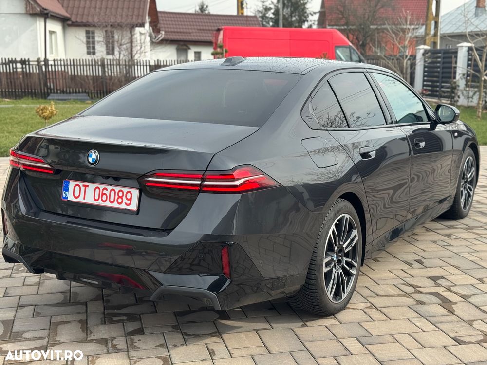 BMW Seria 5 520i Aut. - 3