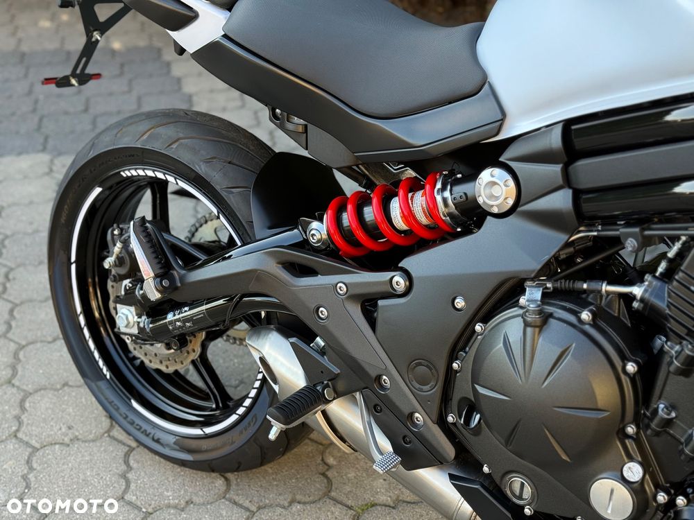 Kawasaki ER - 15