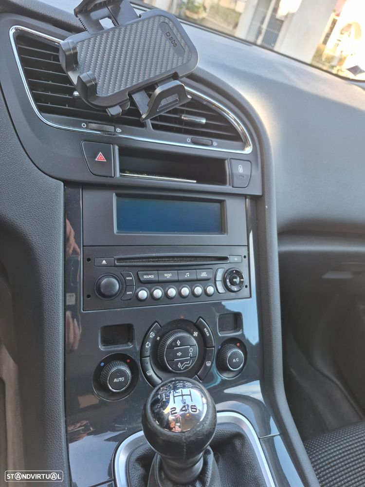 Peugeot 5008 1.6 BlueHDi Style - 6