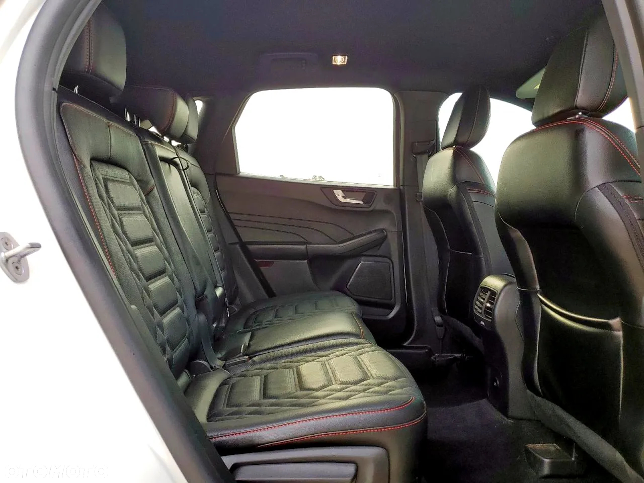 Ford Escape - 12