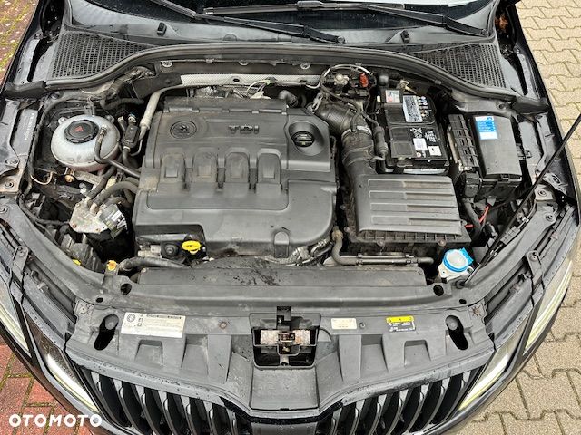 Skoda Octavia 2.0 TDI DSG RS - 20