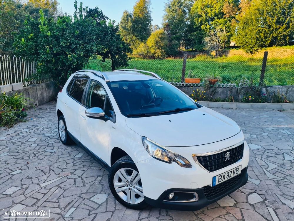 Peugeot 2008 1.2 PureTech Style - 45
