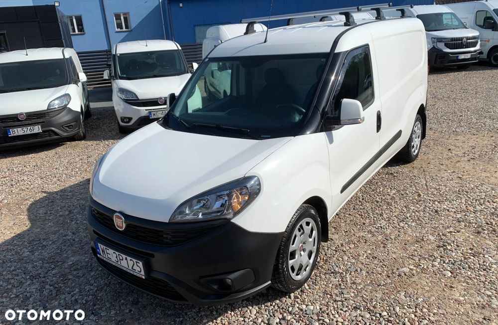 Fiat PROFESSIONAL DOBLO L2 Long VAN MAXI WZMOCNIONY Ładowność 961kg, Homologacja cięż. VAT-1, HAK 1300kg wpinany, BAGAŻNIK, Alarm, Czujniki parkowania, Halogeny, Podgrzewane fotele, Koła 16' MOCNY NAPĘD 1.6 MultiJet, 105KM Emisja spalin Euro-6, Skrzynia biegów 6cio stopniowa! Oryginalna zabudowa paki, - 18