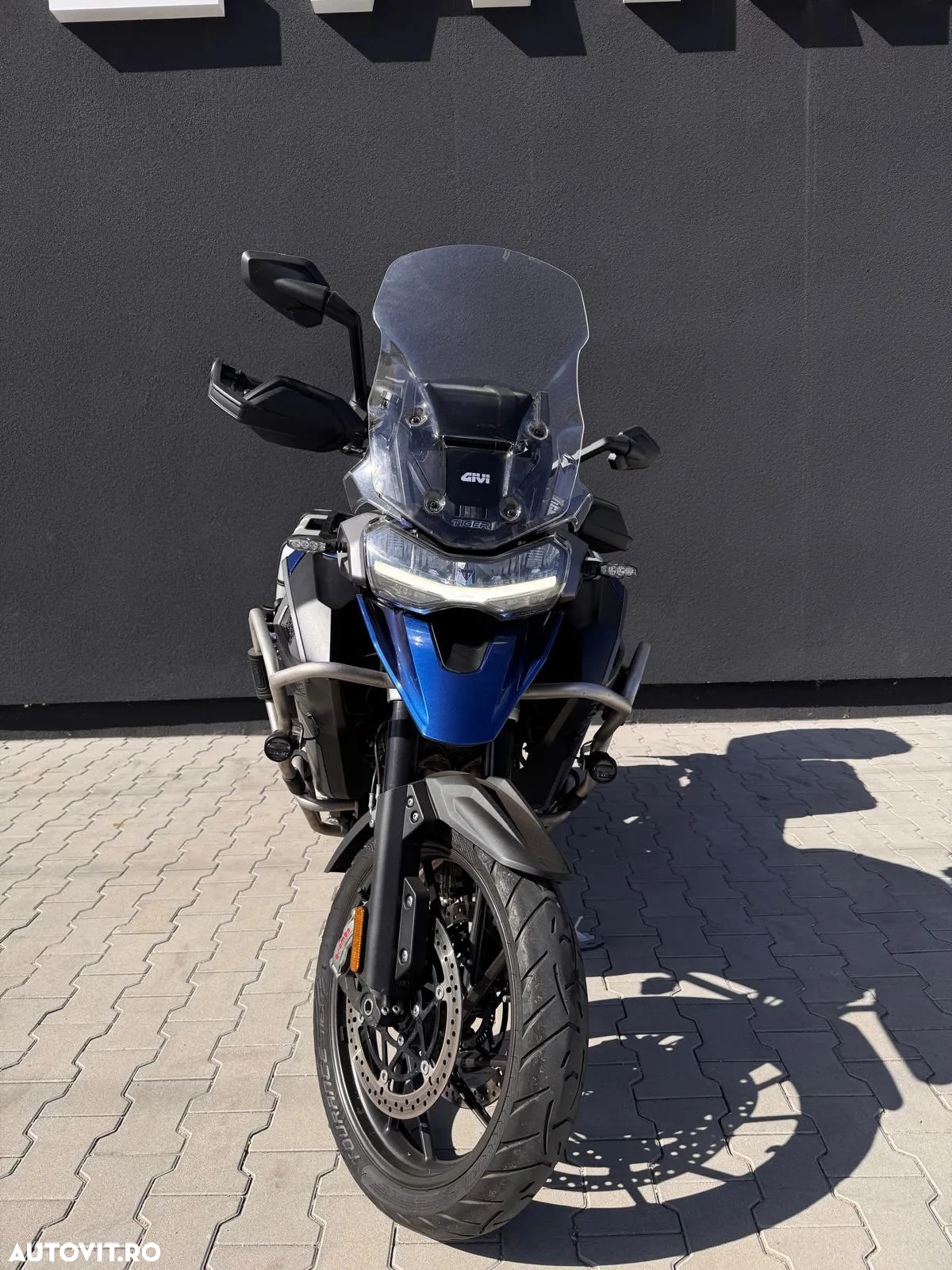 Triumph Tiger 1200 GT Explorer - 2