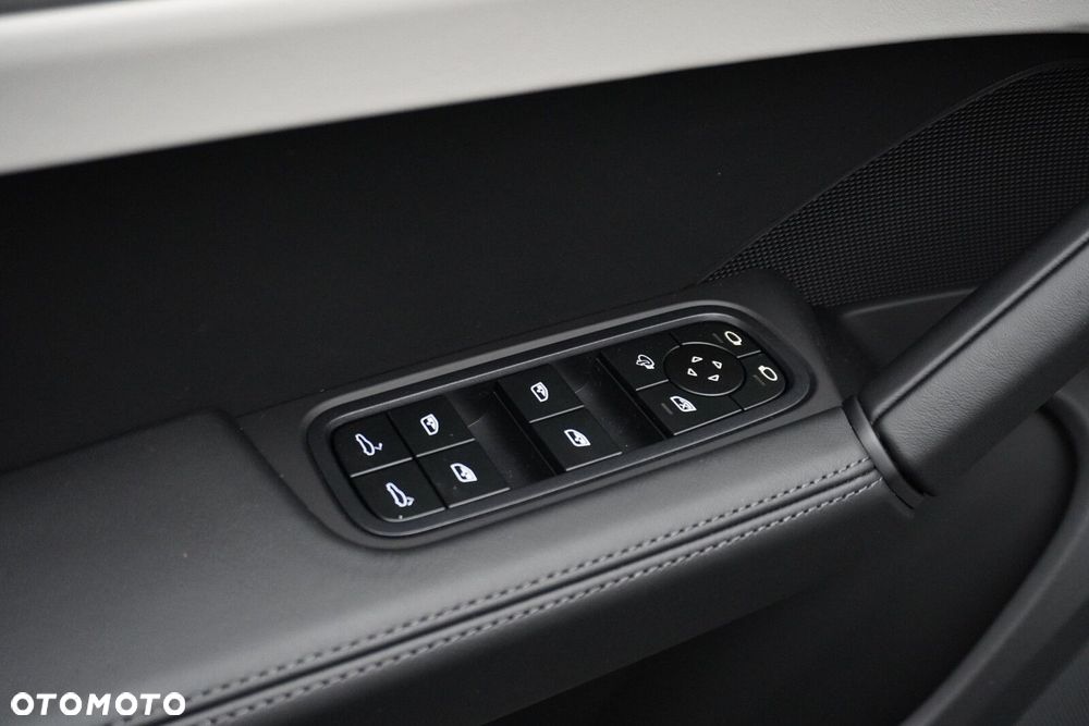 Porsche Cayenne S - 18