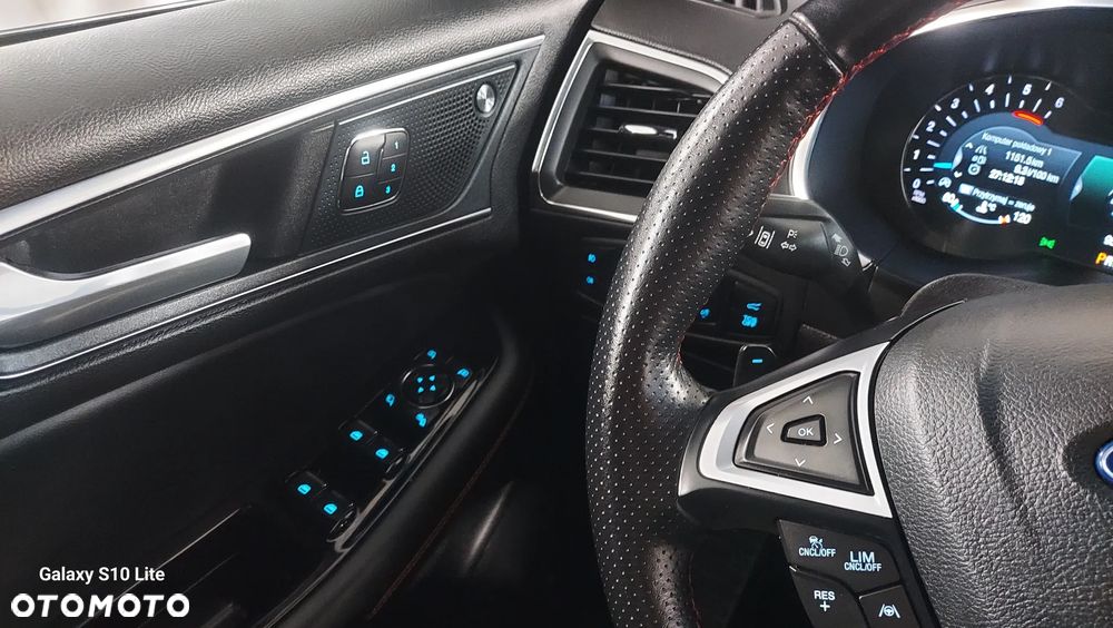 Ford Edge 2.0 EcoBlue Twin-Turbo 4WD ST-Line - 31