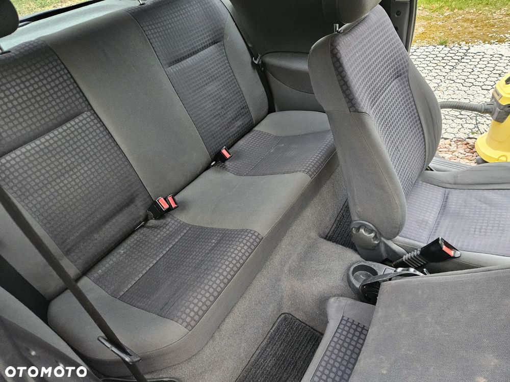 Opel Corsa 1.2 16V Comfort Easytronic - 14