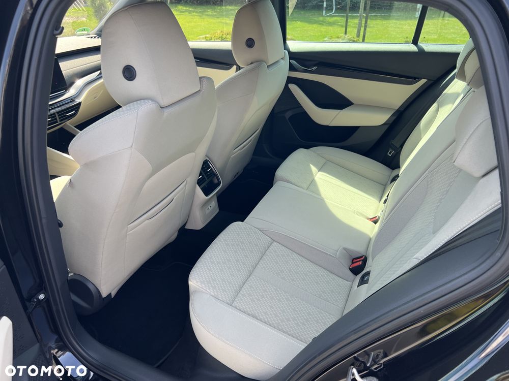 Skoda Octavia 2.0 TDI DSG Style - 8