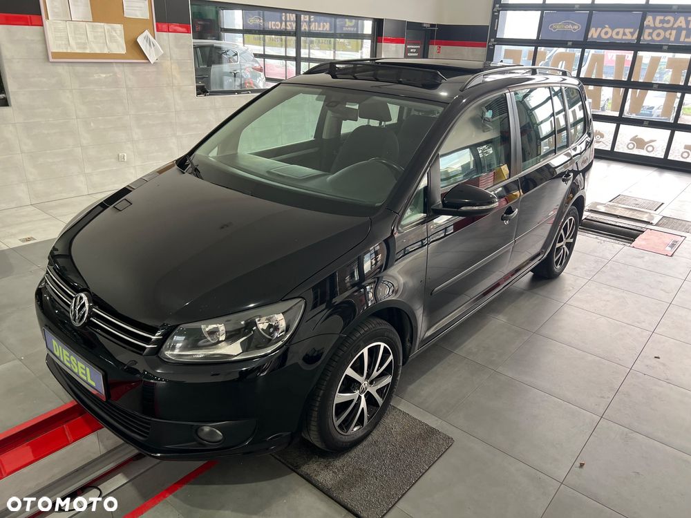 Volkswagen Touran 1.6 TDI DPF BlueMot Comfortline - 2