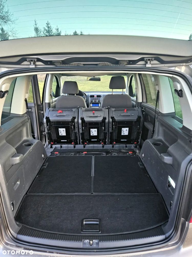 Volkswagen Touran 1.9 TDI Highline - 5