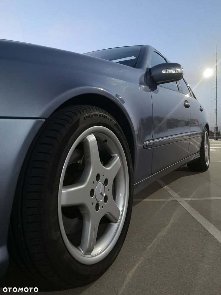 Mercedes-Benz Klasa E 500 Avantgarde - 29