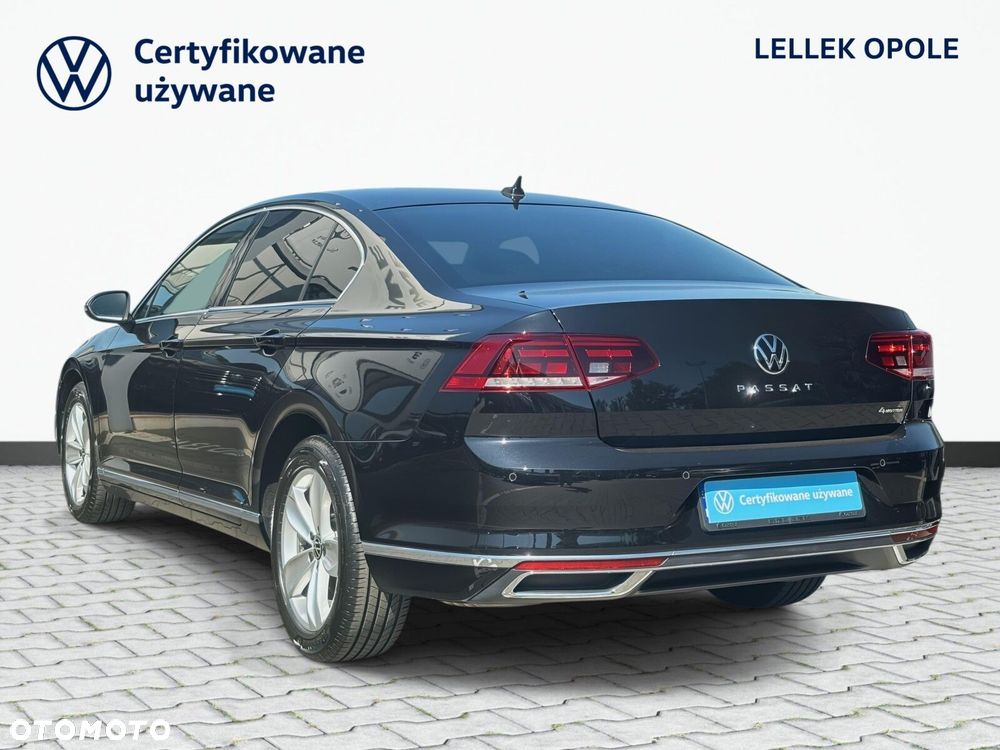 Volkswagen Passat - 9