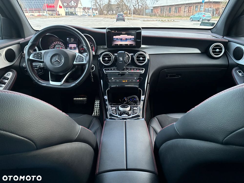 Mercedes-Benz GLC - 13