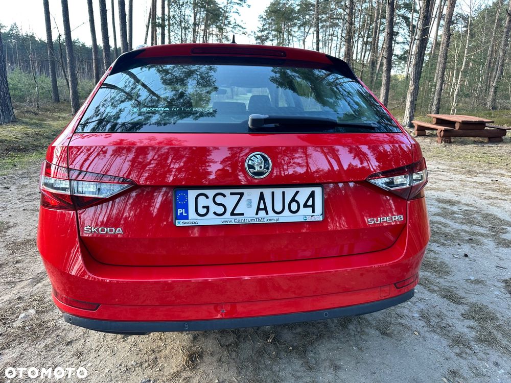 Skoda Superb 2.0 TDI Ambition - 11