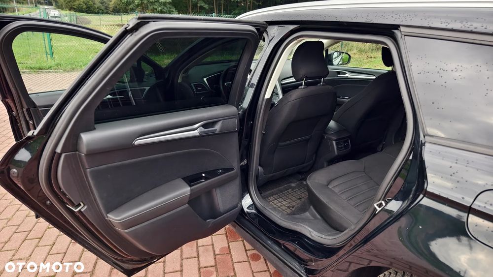 Ford Mondeo - 9