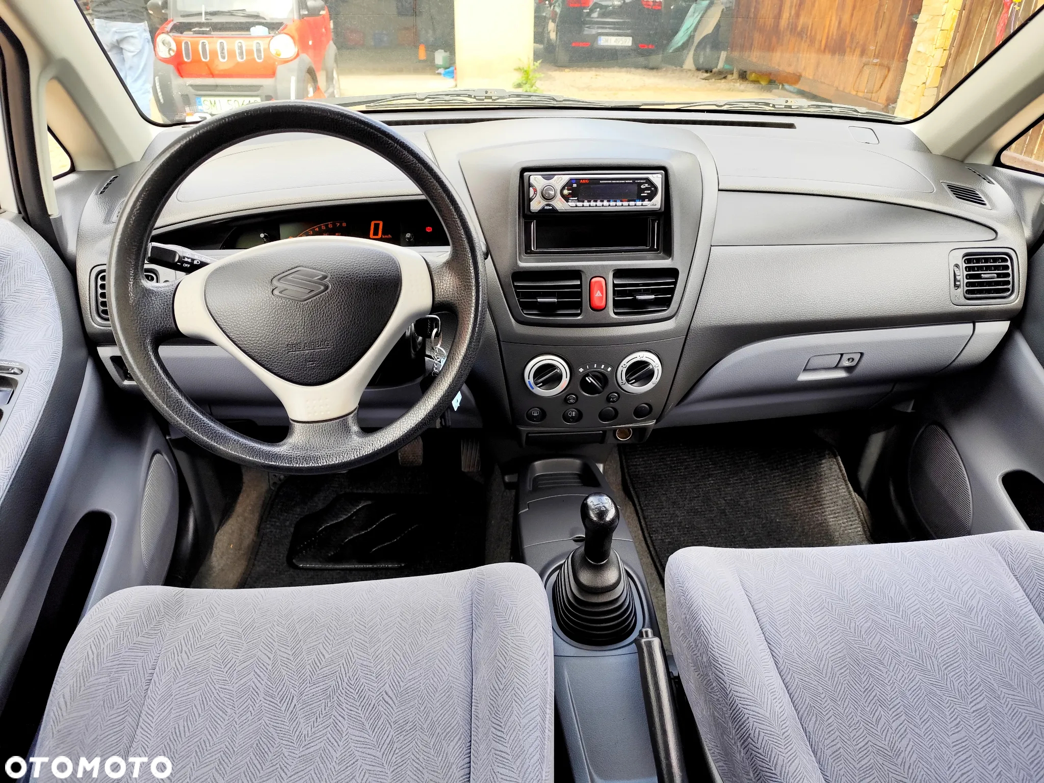 Suzuki Liana 1.6 - 24