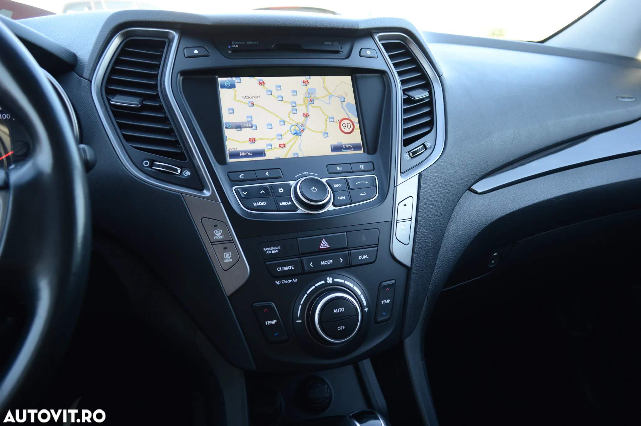 Hyundai Santa Fe 2.2 CRDi 4WD Automatik Style - 25