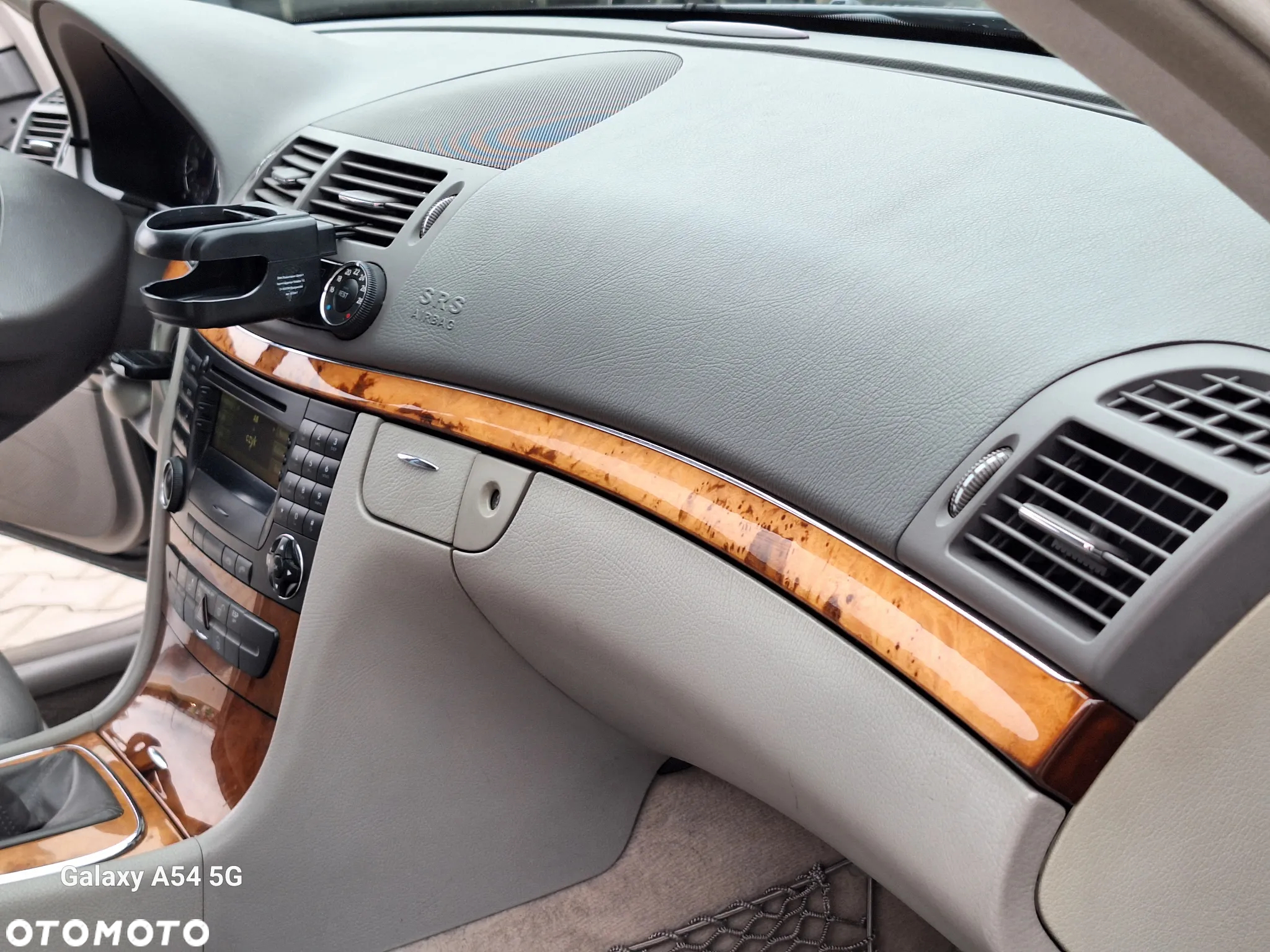 Mercedes-Benz Klasa E 220 CDI T Elegance - 31