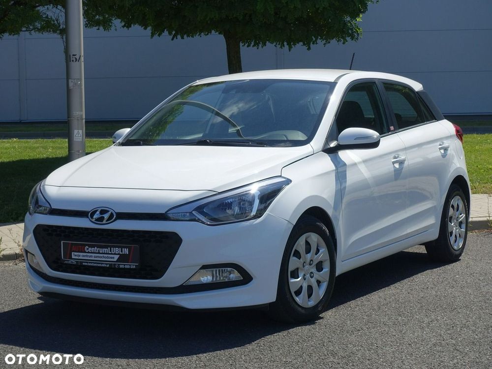 Hyundai i20 1.4 Automatik Trend - 4