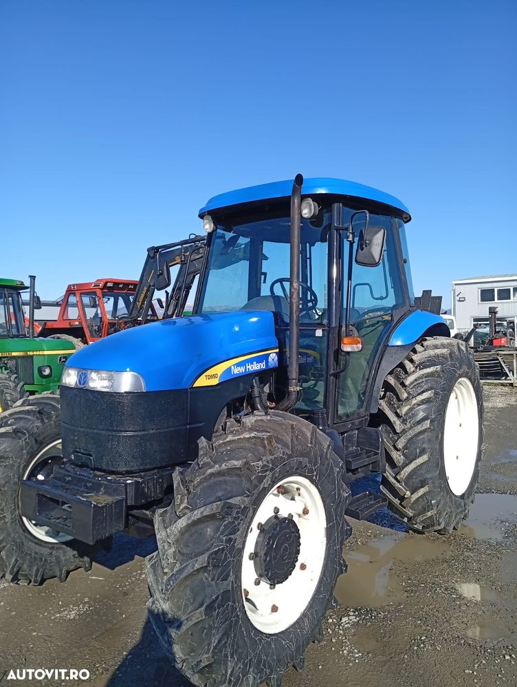 New Holland TD 95D - 4