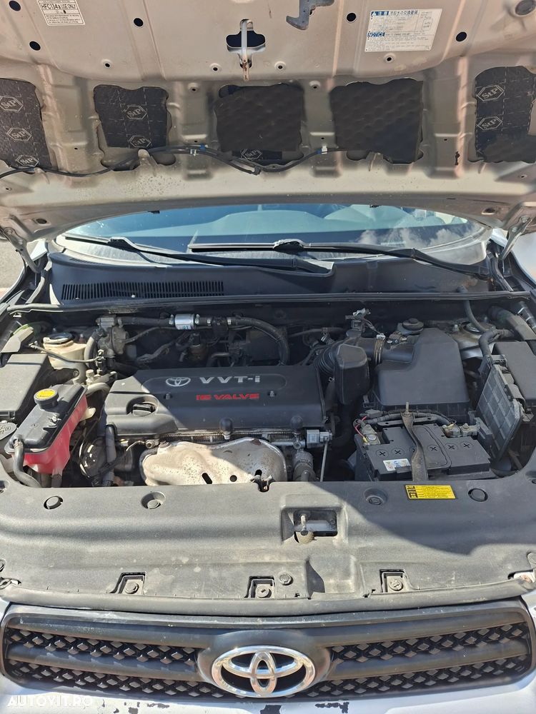 Toyota RAV4 2.0 Executive - 7