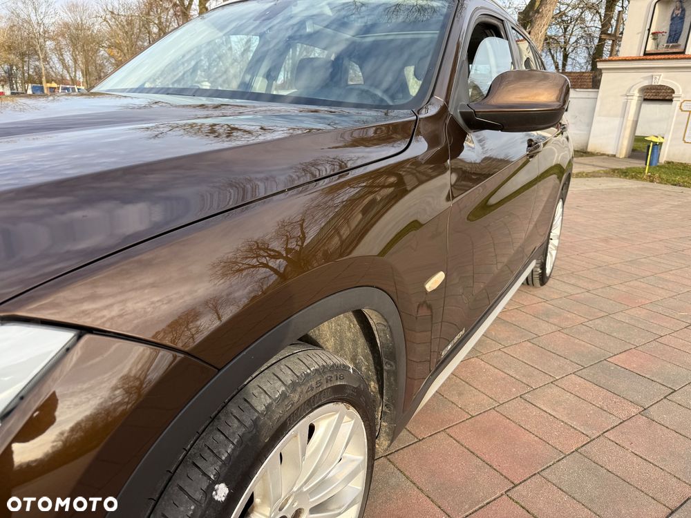 BMW X1 xDrive20d - 16