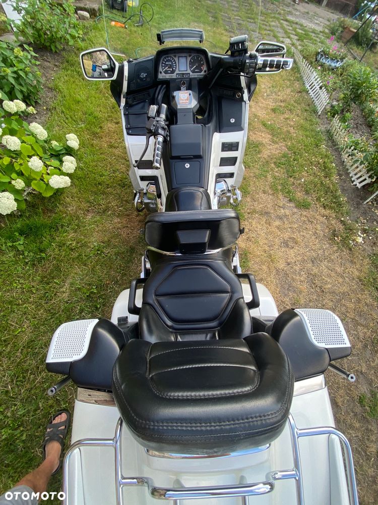Honda GL - 9