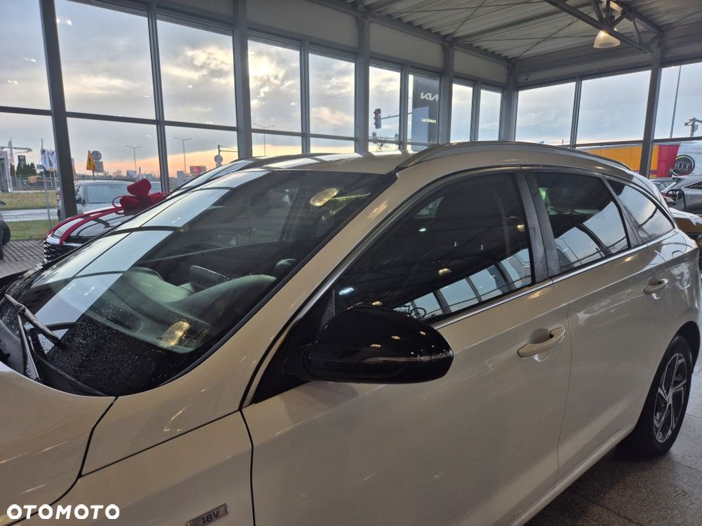 Hyundai i30 1.5 T-GDI 48V-Hybrid DCT Prime - 5