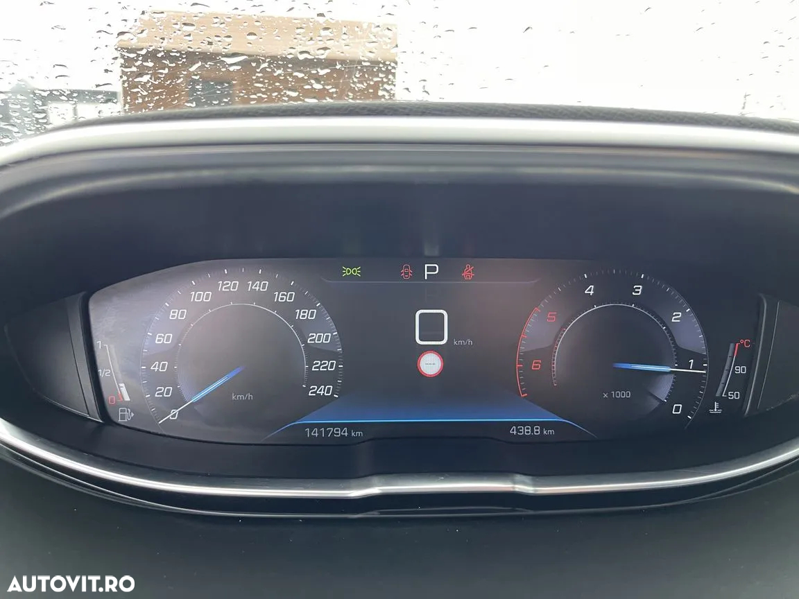 Peugeot 3008 1.5 BlueHDI S&S EAT8 Active - 11