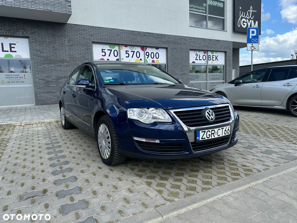 Volkswagen Passat 2.0 FSI Comfortline - 8