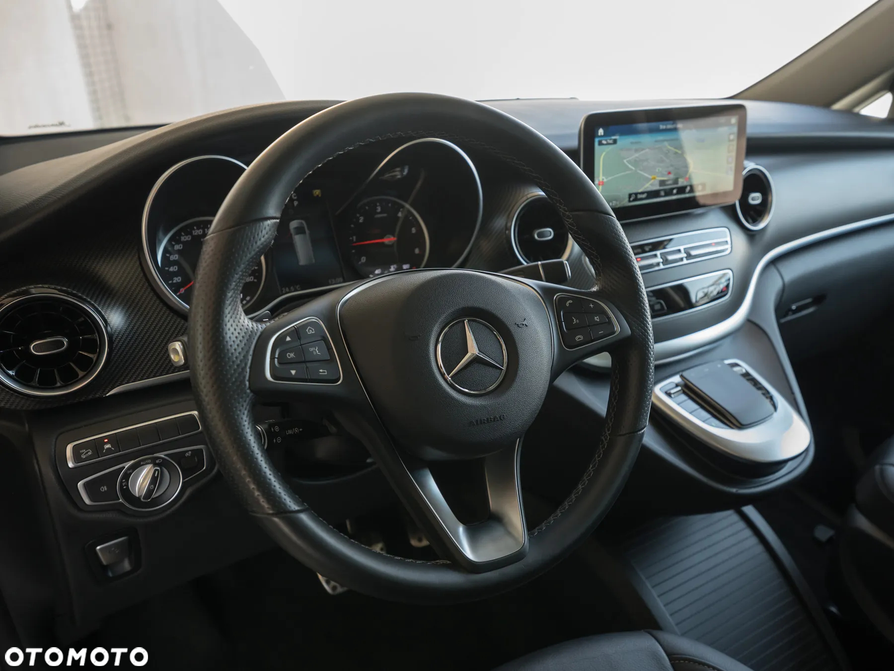 Mercedes-Benz Klasa V 300 d 4-Matic Exclusive 9G-Tronic (d³ugi) - 21