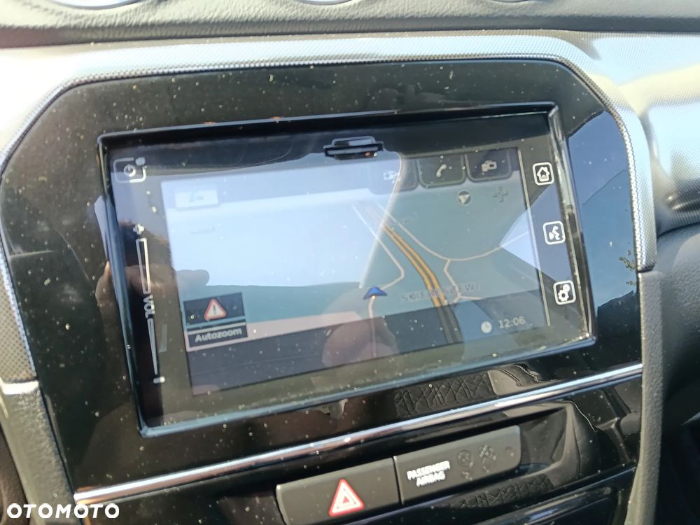 Suzuki Vitara 1.5 Dualjet Hybrid AGS Comfort+ "SHINKAI" - 20