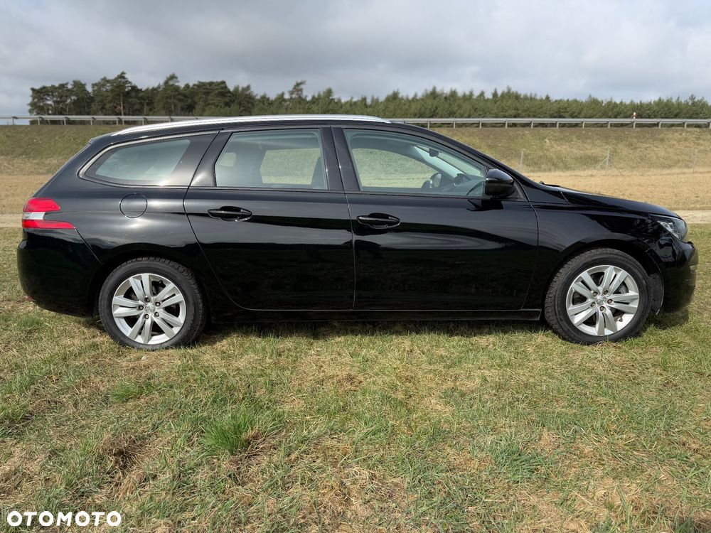 Peugeot 308 2.0 HDi Allure - 8