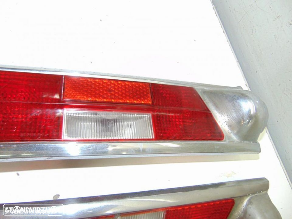 Mercedes rabo de peixe W 110, 111 farolins de trás - 4