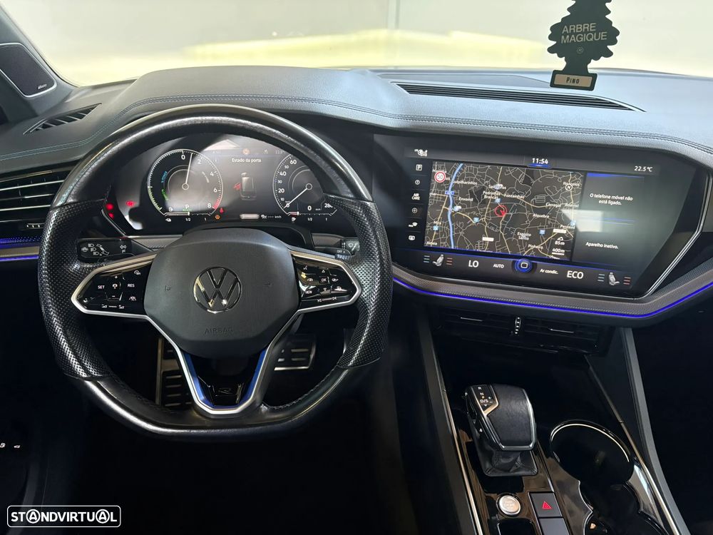 VW Touareg 3.0 TSI e-Hybrid R - 12