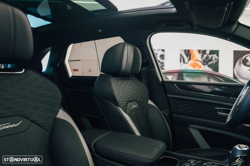 Bentley Bentayga V8 Speed - 32