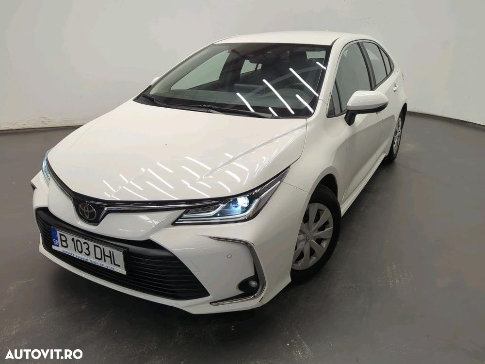 Toyota Corolla - 1
